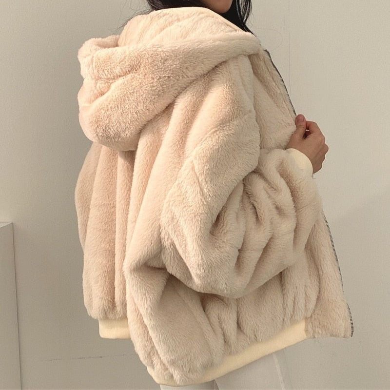 Jaqueta Plus Velvet Modelo Apelucidado