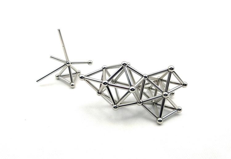 Magnetic Toy - Adultos e Crianças - 83 Peças
