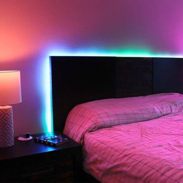 Tira de Led RGB com Controle Remoto - 300 Leds em 4.8 mts