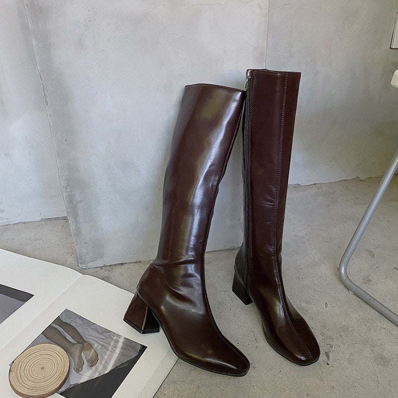 Bota Cano Alto Ludmilla