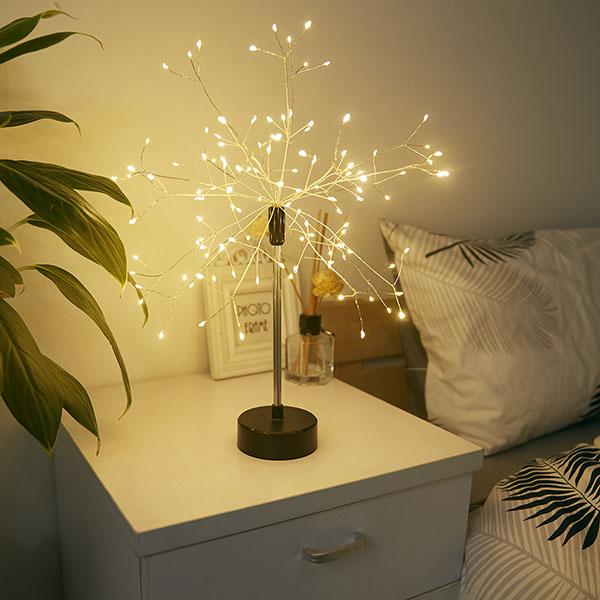 Árvore de Luzes LED em Fio de Cobre