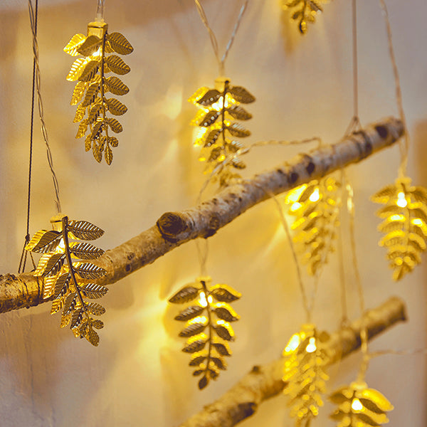 Fio de Folhas de Luzes LED de Ferro