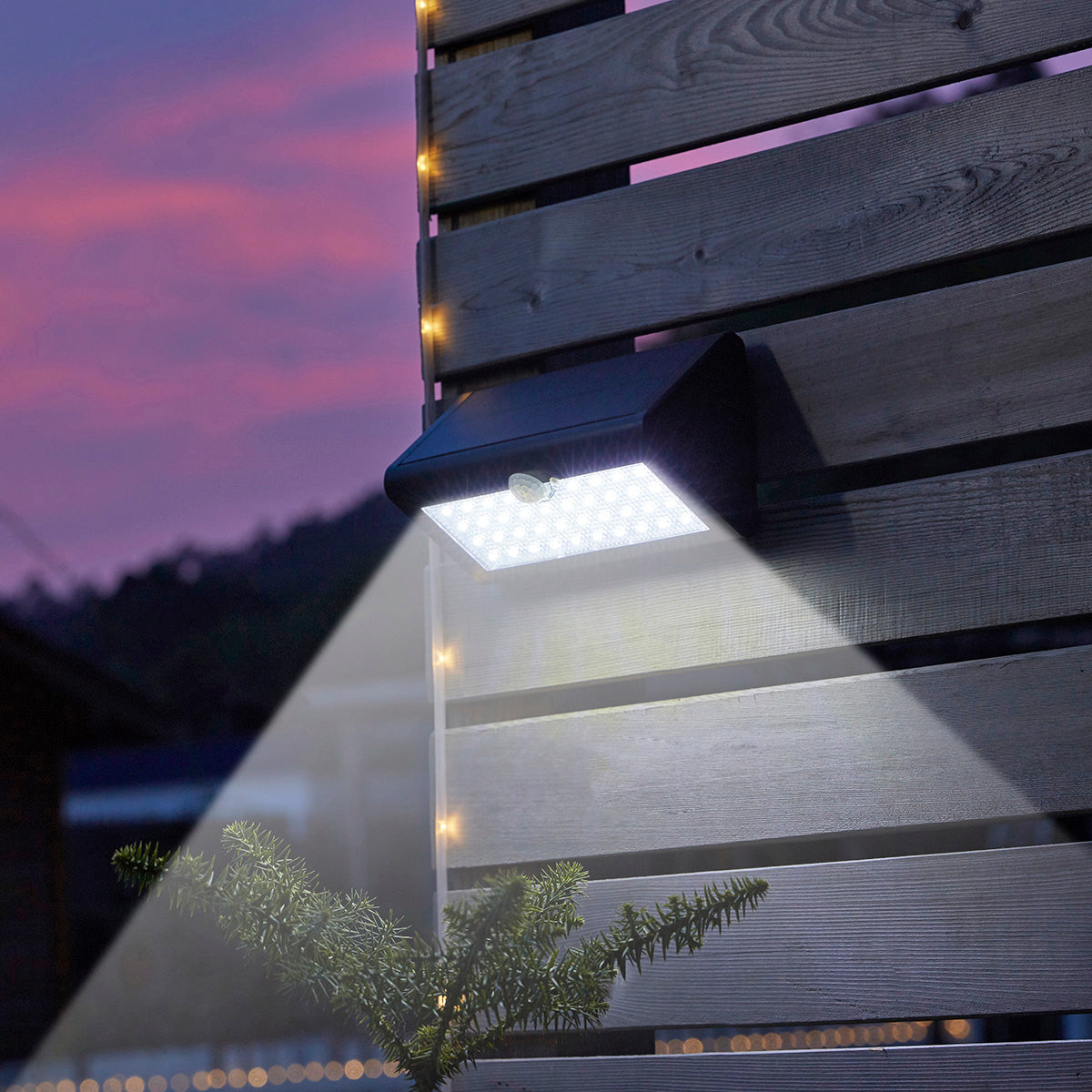 Super Luz com Sensor de Movimento e Painel Solar - Super Brilhante, Sem fios, Fácil instalação.